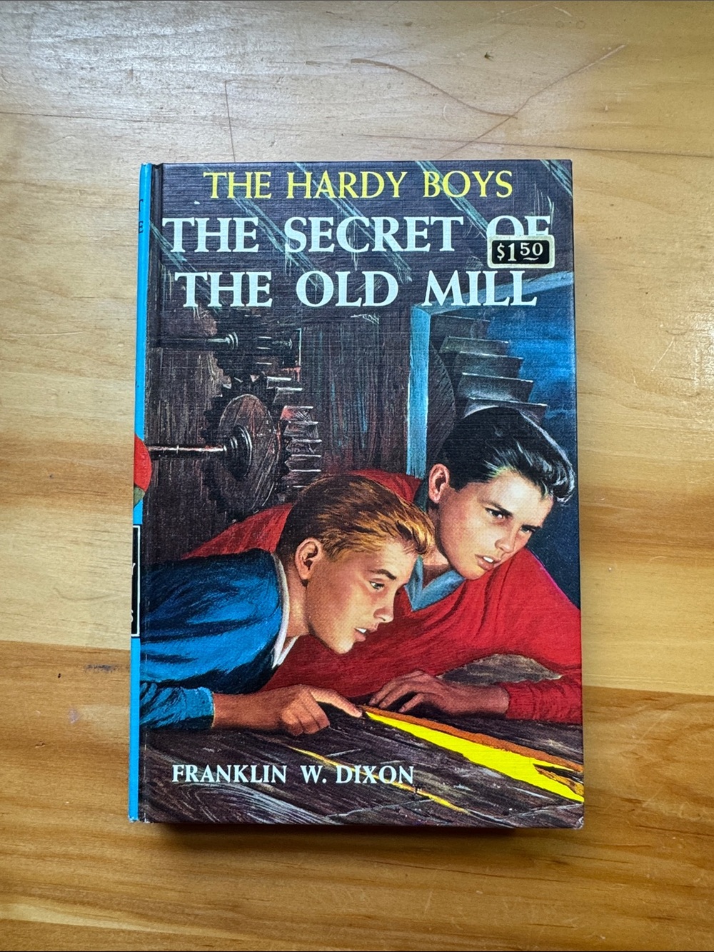 NOT ELIGIBLE FOR BUNDLE DEAL/SALE The Secret of the Old Mill #3 in Hardy Boys